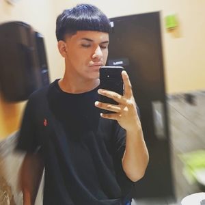 Meet your Posher, Andres